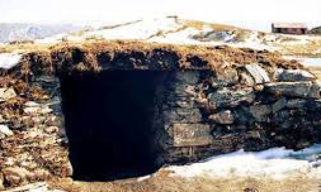 centresanctionsbuildingofover14000undergroundbunkersalongjkborder