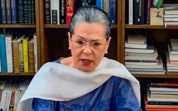 soniagandhidemandstoreducecovid19immunizationagelimitto25years