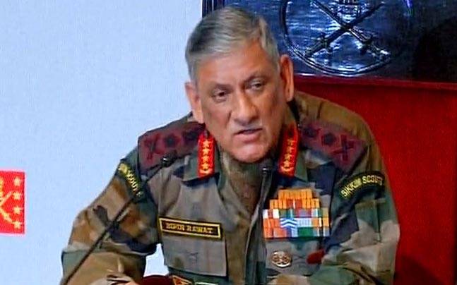 armychiefgeneralbipinrawatarrivesinsrinagartotakesstockofsituationinjk
