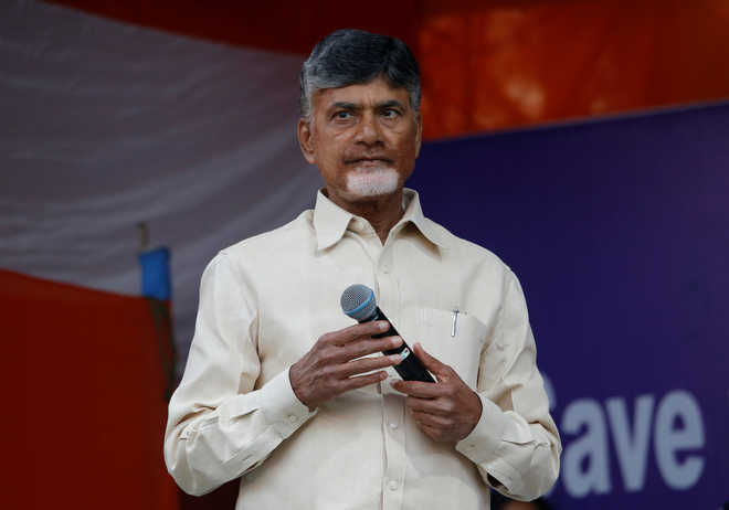 nonbjppartiestomovesupremecourtagainstevm:chandrababunaidu