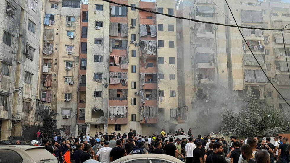 israeldeclaresemergencyashezbollahfiresthousandsofrocketsafteridfkills274inlebanon