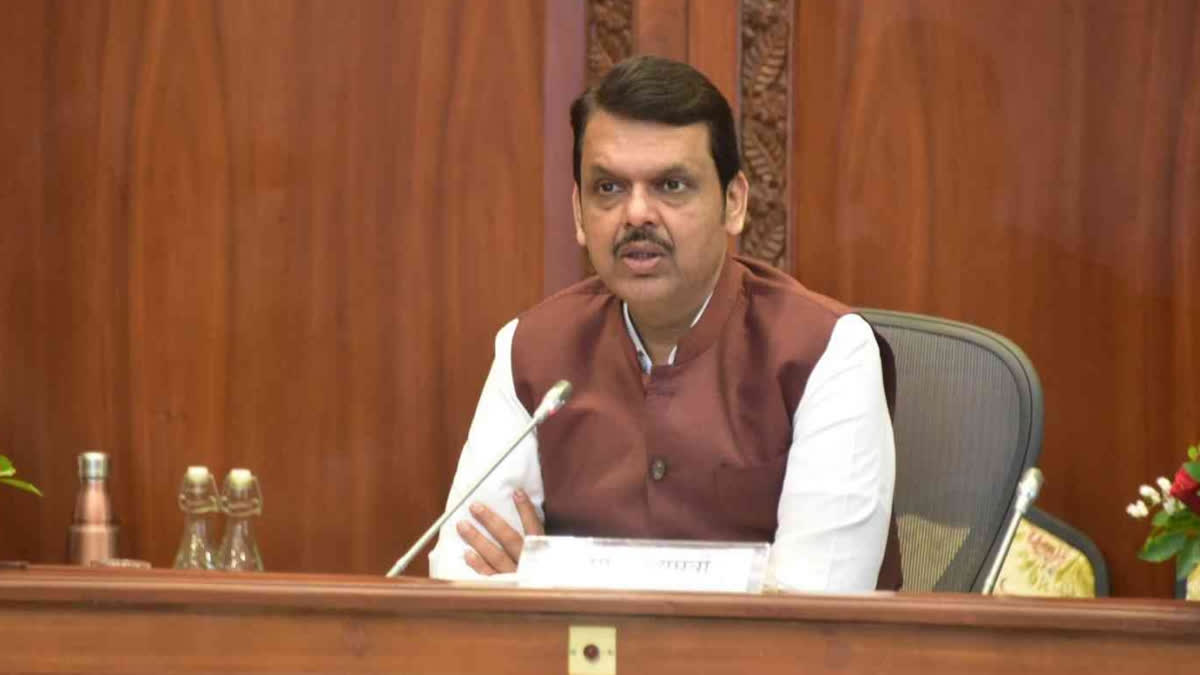 11maoistssurrenderbeforecmfadnavisingadchirolimaharashtra