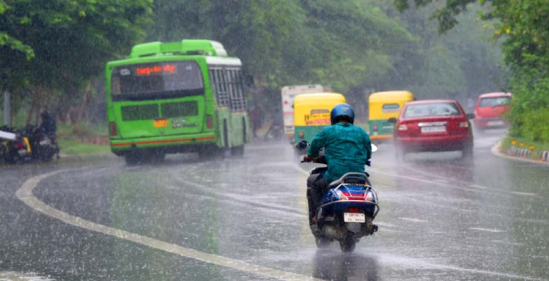 delhincrreceivesrainfalltoday