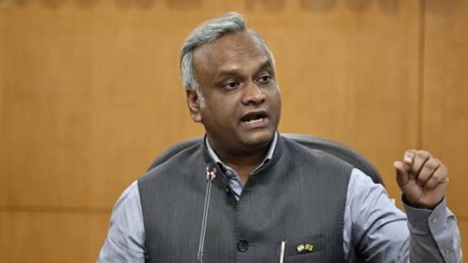Priyank Kharge Assures Tracking of Kannada Citizens Stranded in Nepal