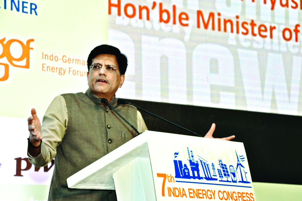 indiashouldaimfor50percentrenewableenergyby2030:piyushgoyal