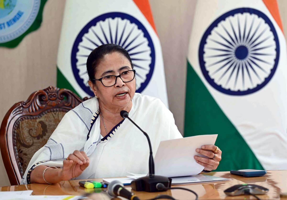 mamatabanerjeeopposestheconceptonenationoneelectionsayssteptowardspresidentialism