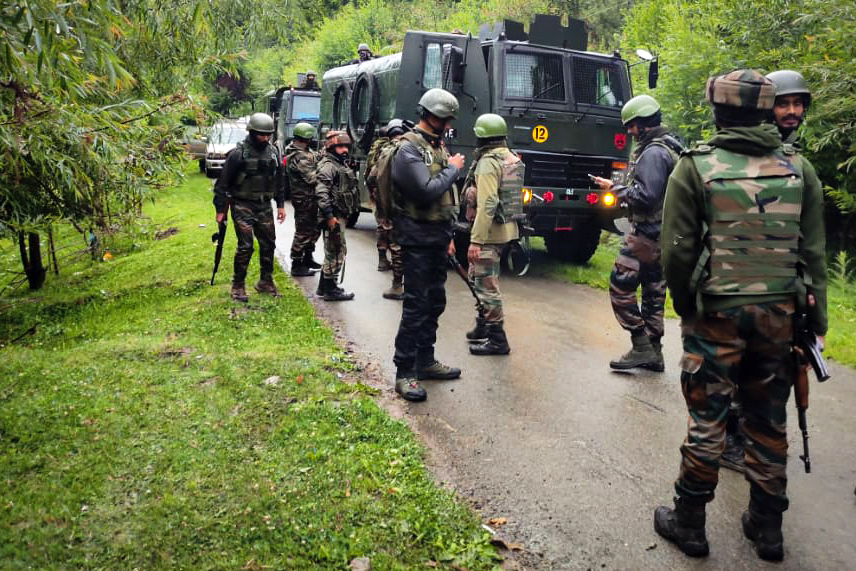 twoterroristskilledinencounteratalshiporainshopiandistrictofjammuandkashmir
