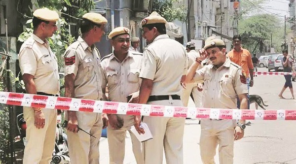 jantarmantarslogans:hinduarmyheadarrestedfromlucknow