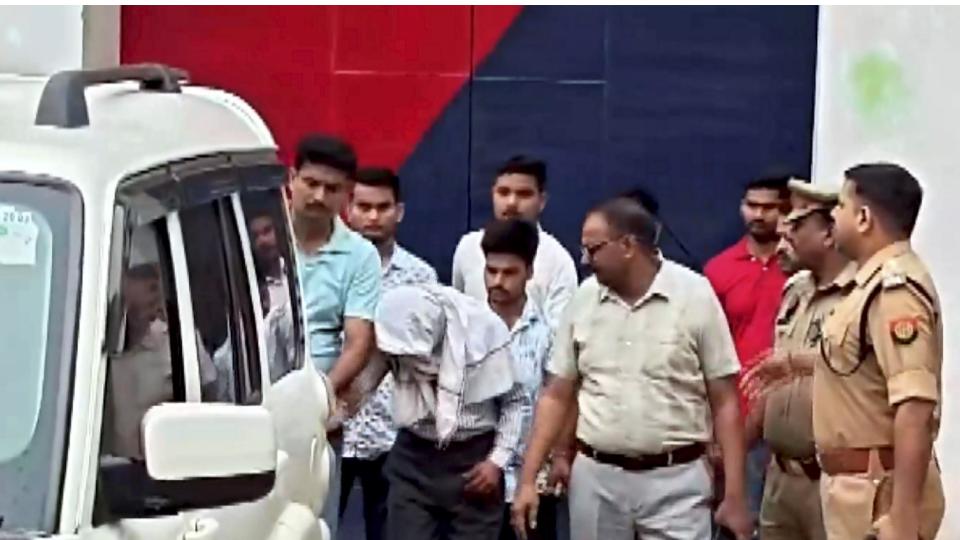 Police Take Custody of Tinnu, Nephew Manish Yadav 