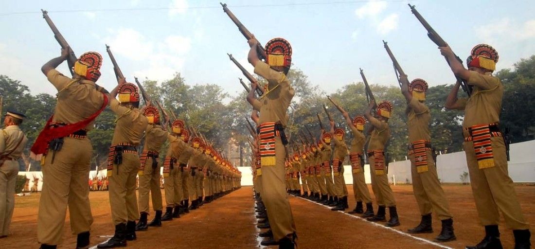 traditional21gunsaluteatrepublicdayparadeatrajpath