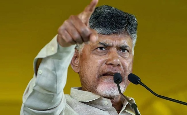 chandrababuaccusesjaganreddyofphonetappingurgespmmoditoorderinquiry