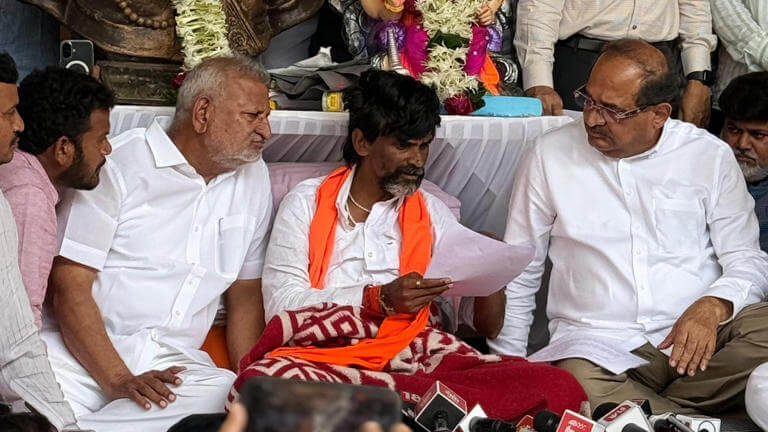 maratha-activist-manoj-jarange-declares-big-win-ends-5-days-hunger-strike