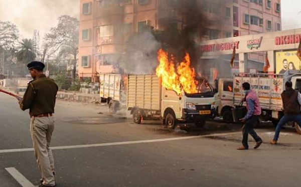 delegationpresentsfactfindingreportonpostpollviolenceinwestbengaltounionministergkishanreddy