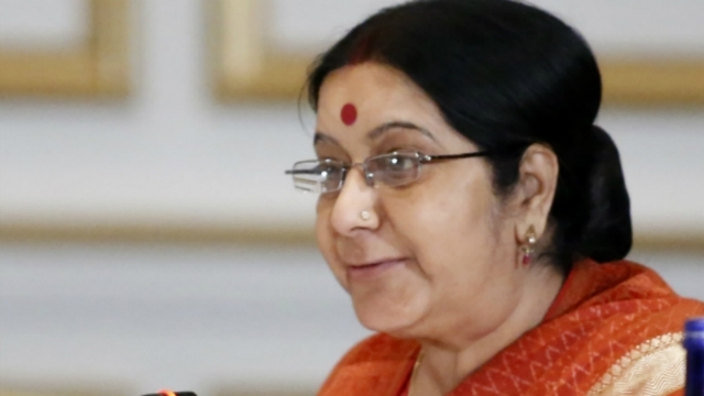 sushmaswarajcautionsindianstudentsabroadagainstextortioncalls