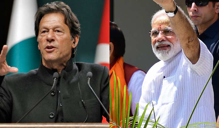 pakistandownplaysindia’sdecisionofnotinvitingimrankhanforpmmodi’sswearinginceremony