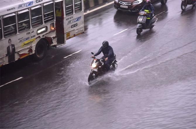 mumbaissantacruzrecords273mmrainfallyesterday