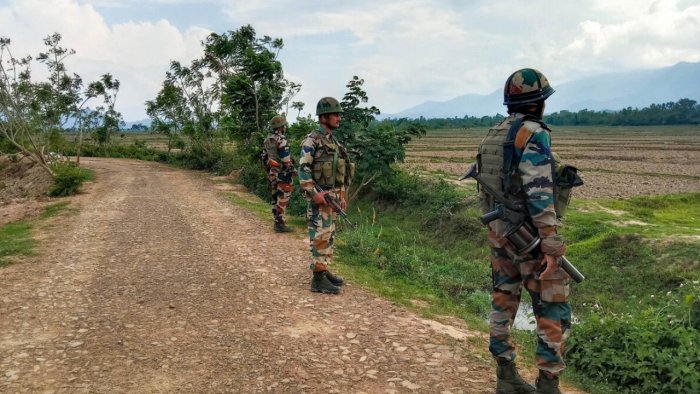 firingbetweensuspectedkukiinsurgentsandsecurityforcesinbishnupurdistrictmanipur