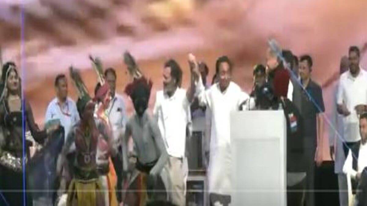 Bharat Jodo enters Rajasthan, CM Gehlot, Sachin Pilot, Rahul Gandhi dance hand-in-hand
