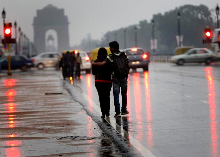rainthunderstormsbringrespiteindelhi