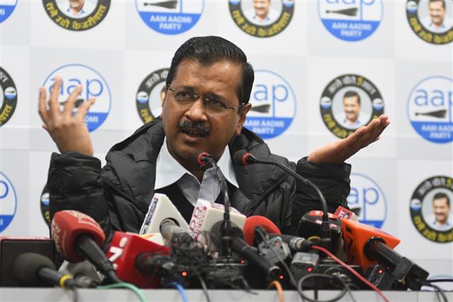 nooneinbjpworthyofbecomingcmofdelhi:kejriwal