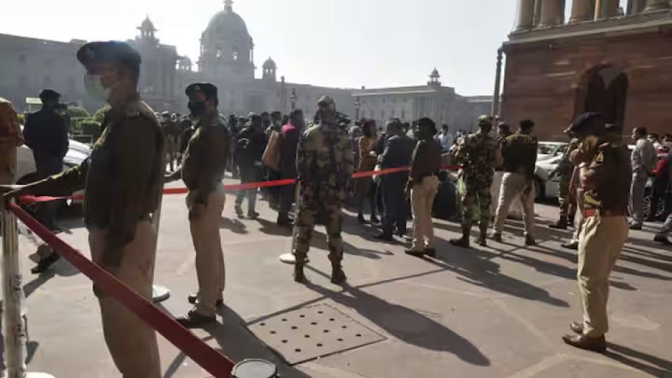 Home ministry office in North Block gets bomb threat email, bomb squad rushed