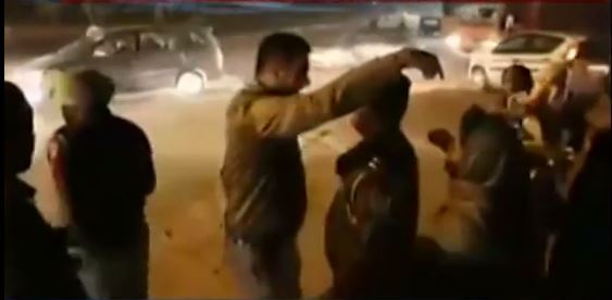 punjab:‘drunk’cophurlsabusesslapsdriverfortrafficviolation