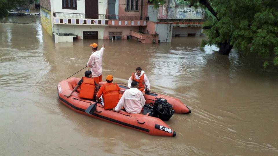 rajasthangovtannouncesrs1lakhcompensationforfloodvictims