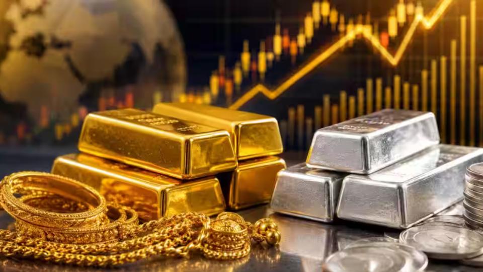 Gold Falls Rs 462, Silver Declines Rs 975 In Futures Trade