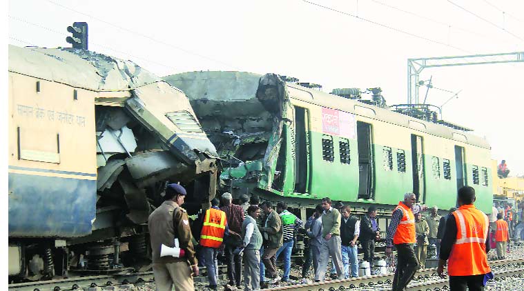 ghaziabadboundlocalpassengertrainderailedtoday