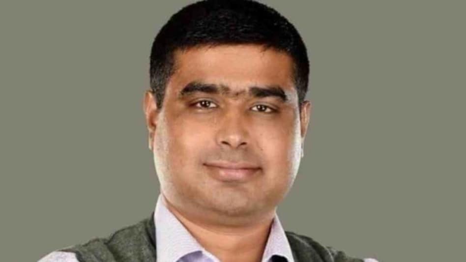 generalsecretaryofassampradeshcongresscommitteekamrulislamchoudhuryresignsfromparty