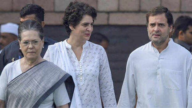 SPG Cover To Gandhi Family Withdrawn: Rahul Gandhi Used Non-Bullet