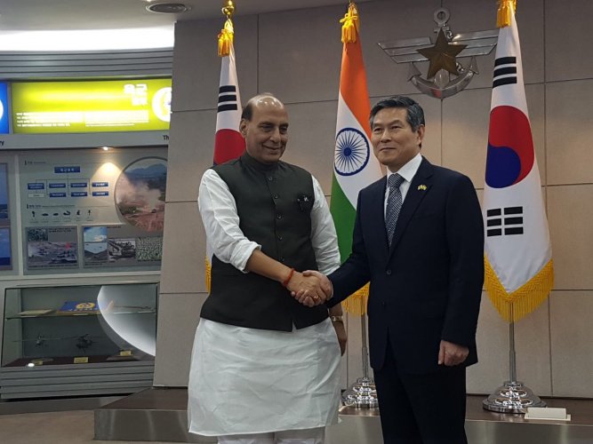 rajnathholdstalkswithsouthkoreancounterparttoboostdefenceties