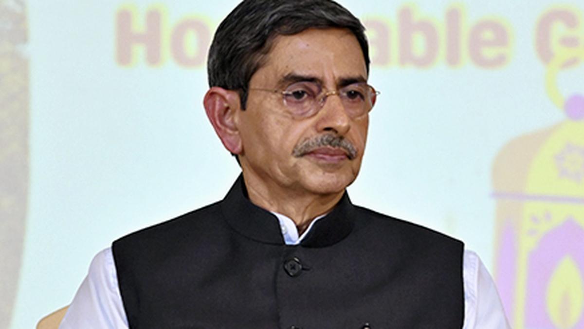 tamilnadugovernorrnravihighlightsimportanceofalllanguages