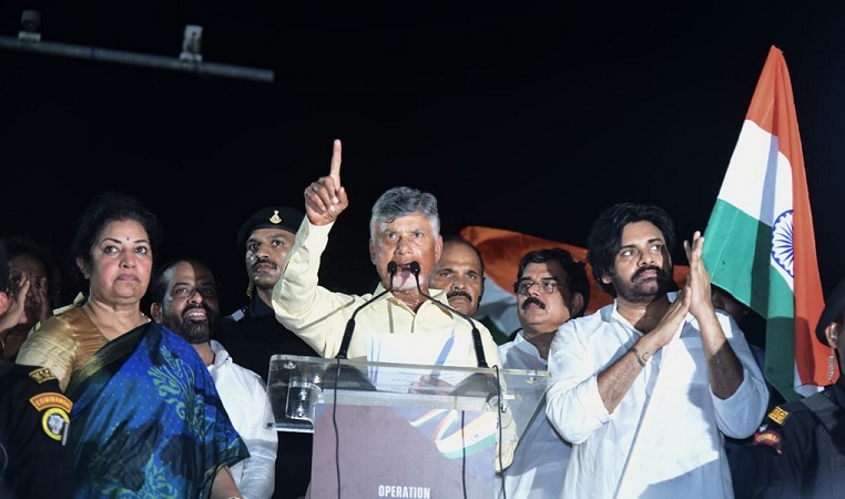Andhra CM Naidu and his deputy Pawan Kalyan Join Tiranga Rally in Vijayawada