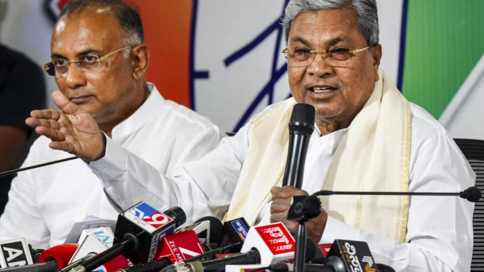 siddaramaiahhasdecidedtoresignseniorcongressmladeshpande