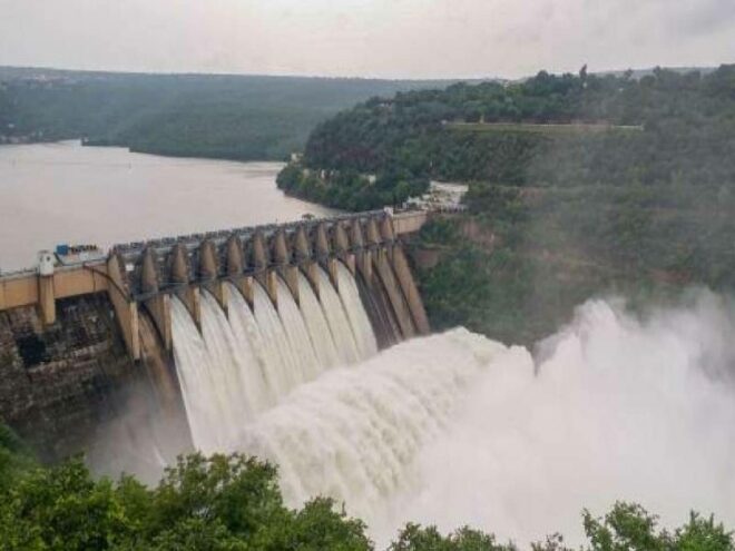 telanganagovtaccusesandhrapradeshofdrawingexcesswaterfromkrishnariver