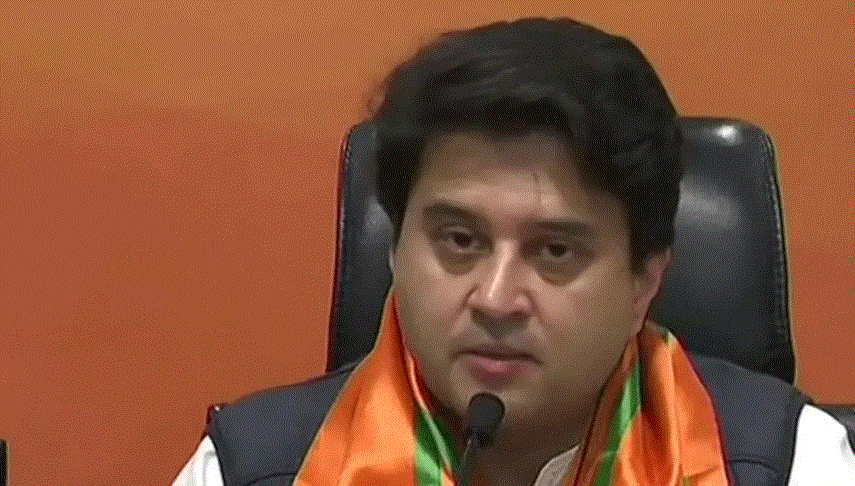 scindiaissuesdirectionsforcrowdmanagementatigiairport