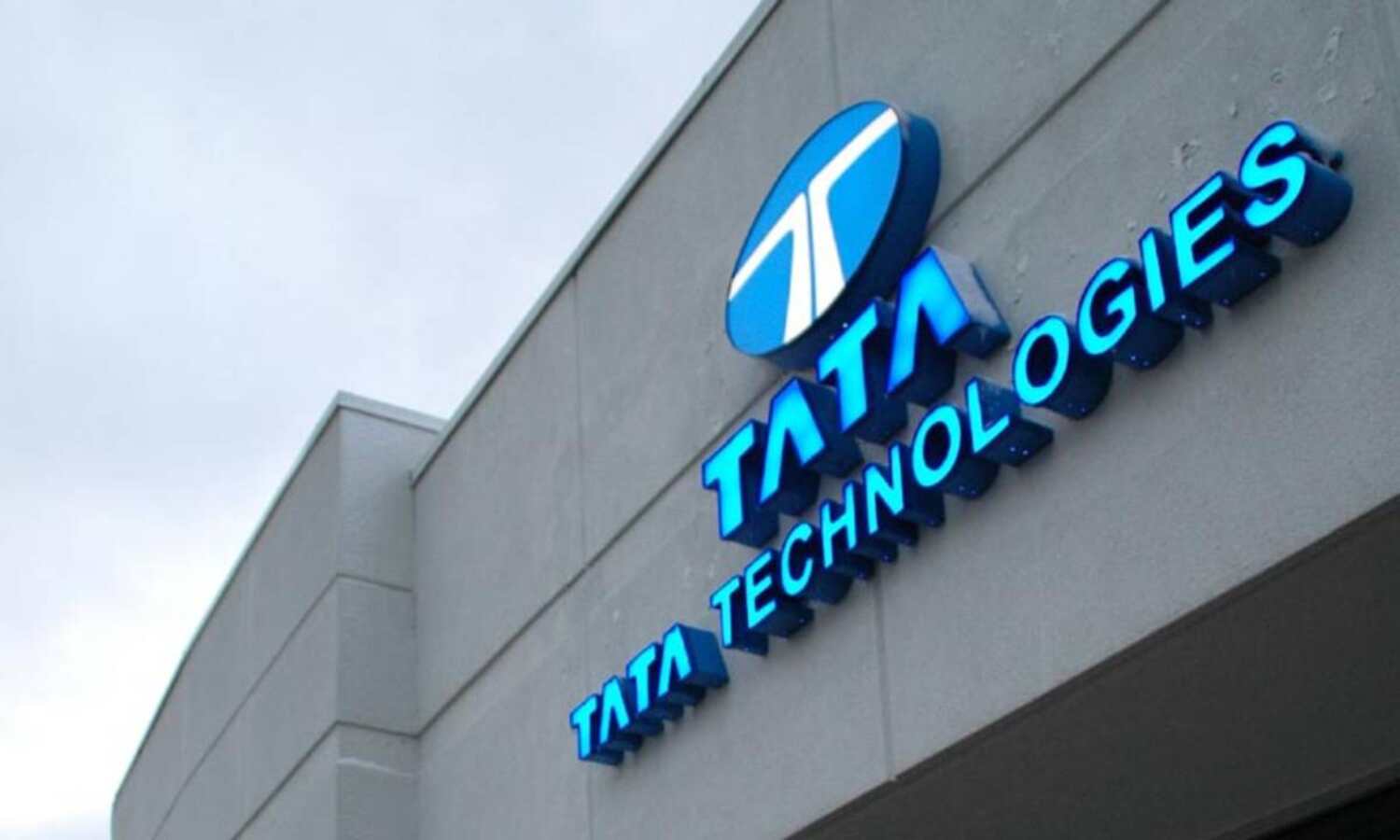 tamilnadugovtsignsagreementwithtatatechnologiesforupgradingitisintotechnologycentres