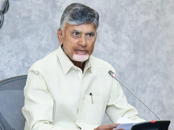 naiduannouncesrs10lakhexgratiaforeachandhravictim’sfamily