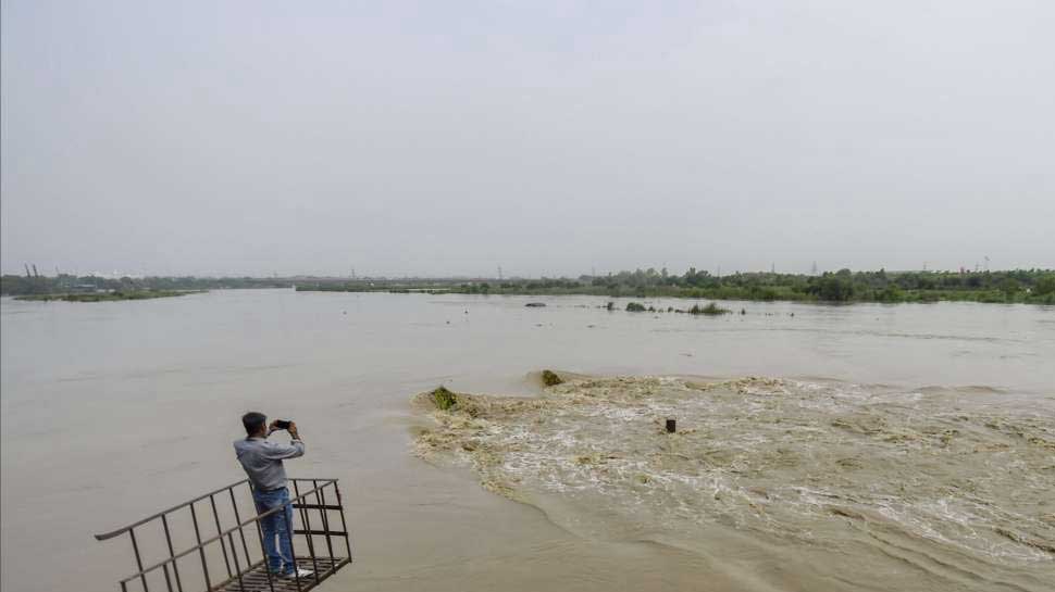 waterlevelinyamunariverindelhirisesto20605metre