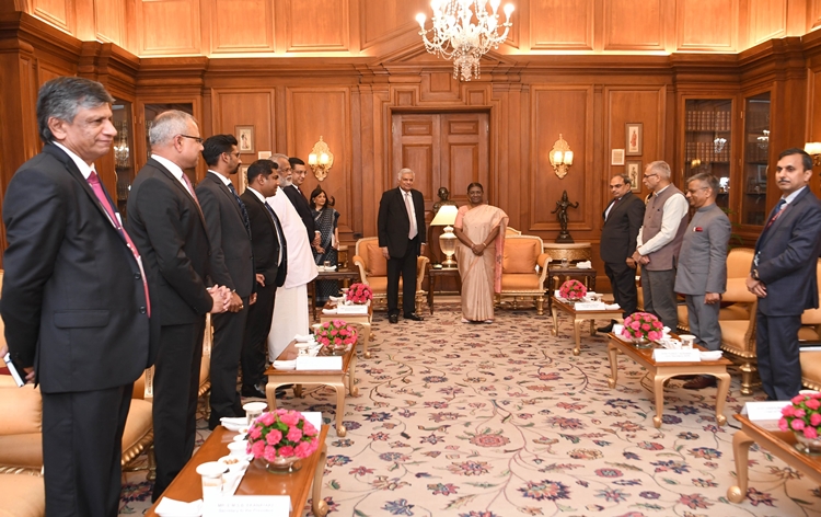 srilankanpresidentranilwickremesinghecallsonpresidentdroupadimurmu