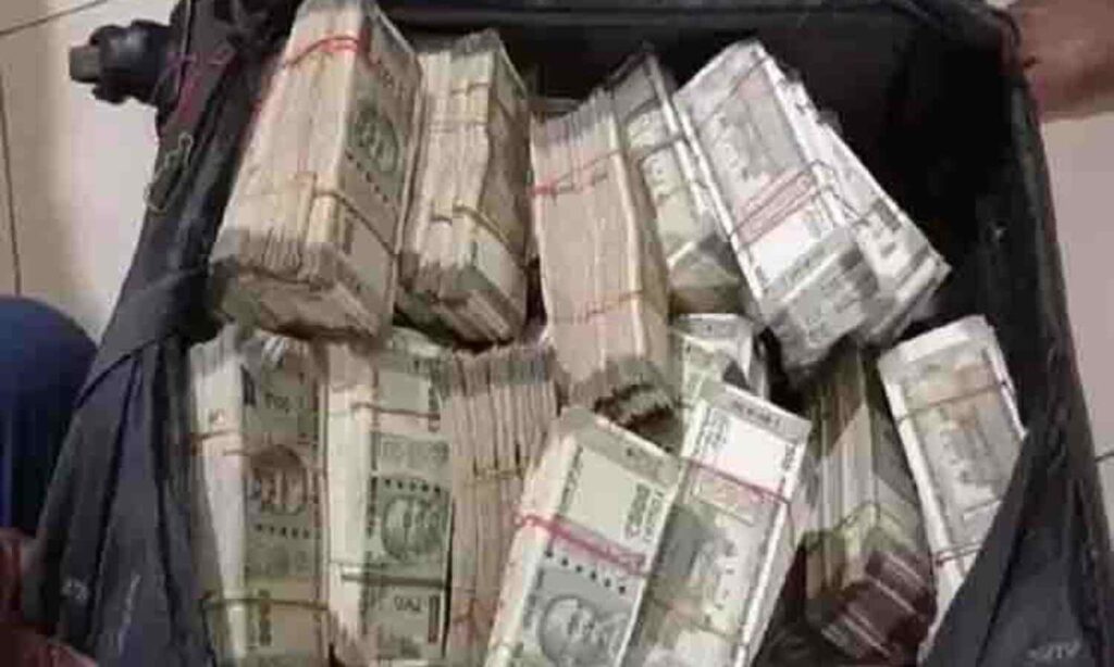 over₹1000crseizedincashliquordrugsinducementsduringmaharashtrajharkhandelections