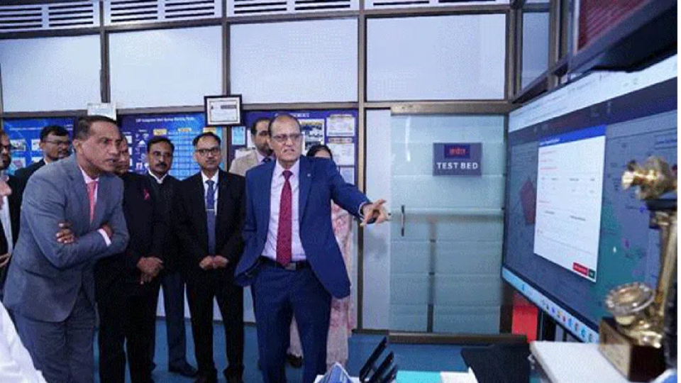 Mauritius IT Minister Avinash lauds India’s C-DOT lab