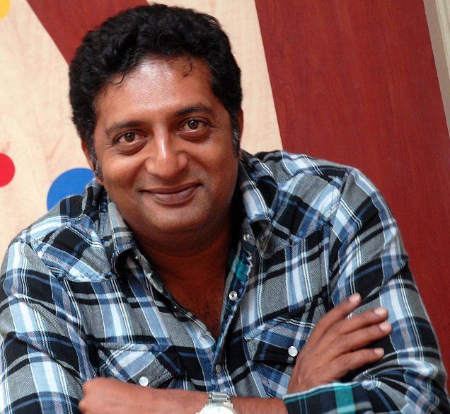 actorsbecomingleadersisadisasterformycountrysaysprakashraj