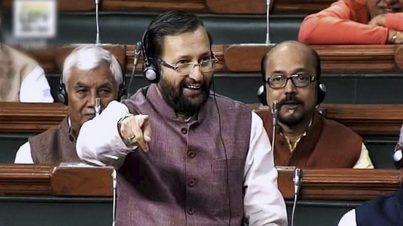 indiaisontracktoachievetargetssetunderparisagreementforcombatingclimatechange:prakashjavadekar