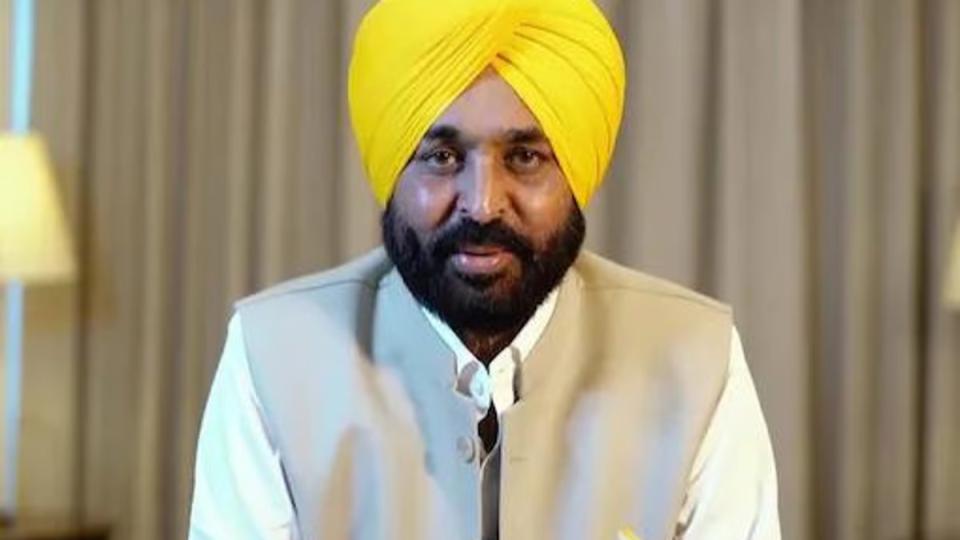 punjabcmmanndeniedpoliticalclearancetovisitparis