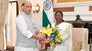 rajnathcallsonpresidentmurmu