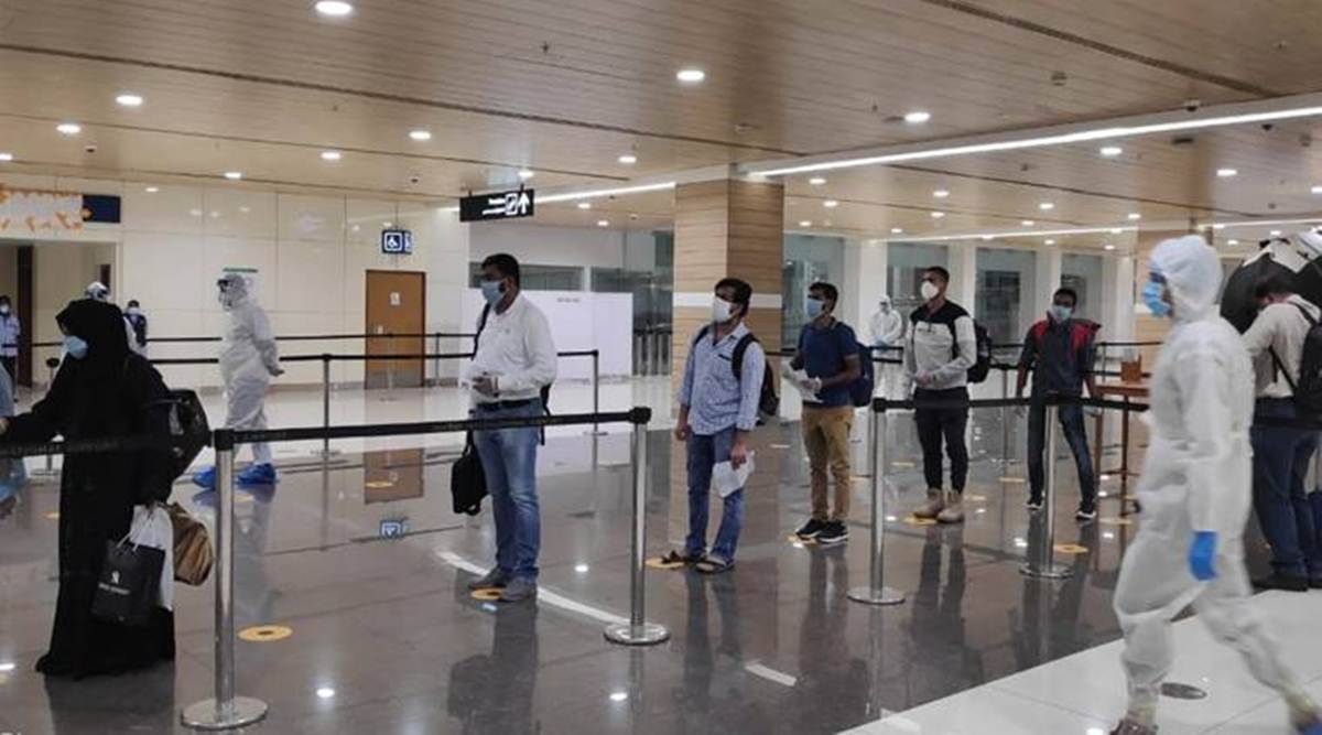 keralagovtsetsuphelpdeskinallairportsinstatetopreventmonkeypoxcases