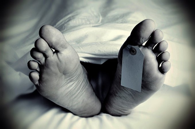 2 people die & 2 others lose their eyesight after consuming spurious liquor in Muzaffarpur district of Bihar
