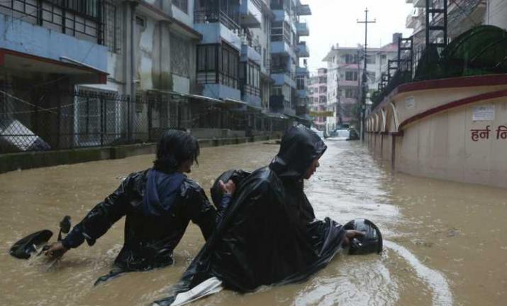 24deadinbiharfloodsover25lakhpeopleaffected